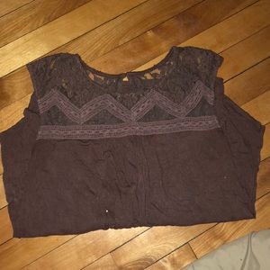 Maurice’s tank top